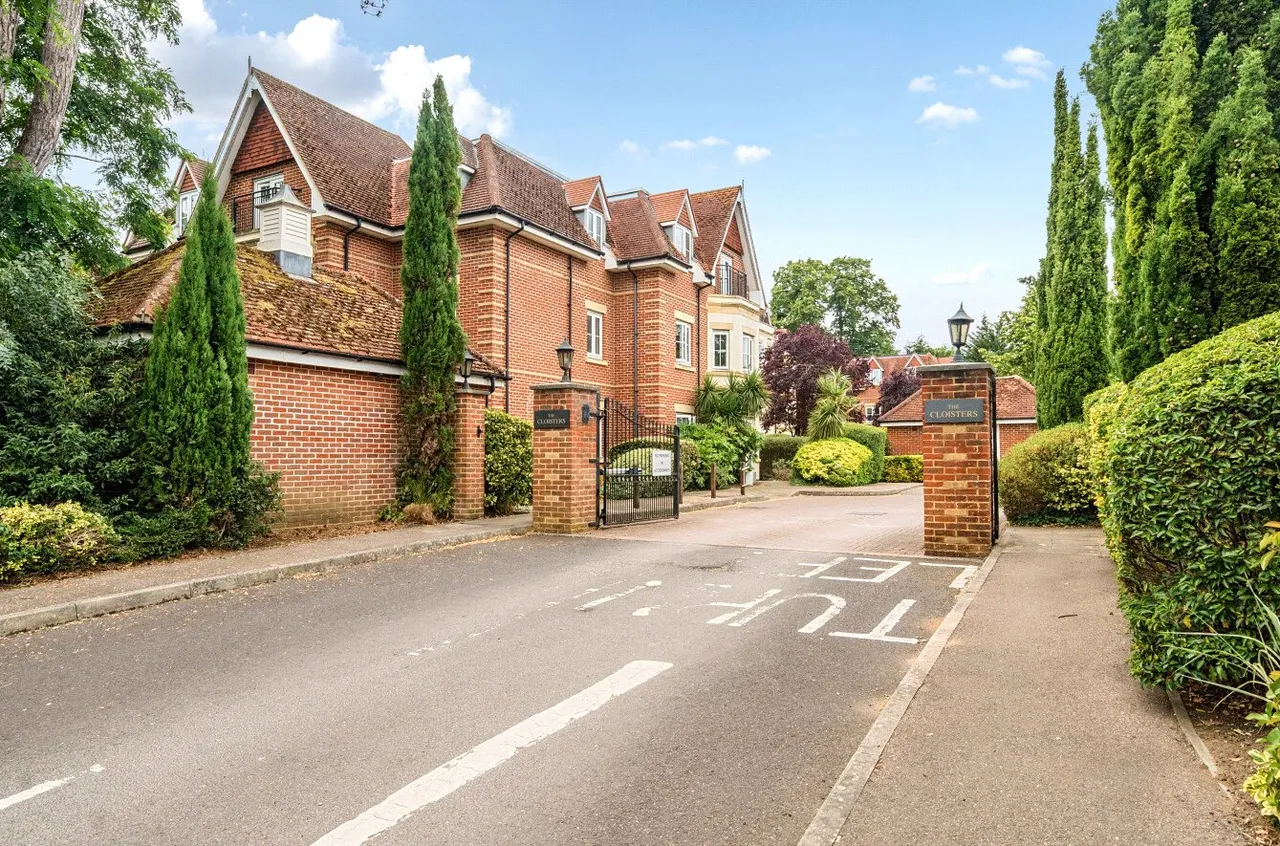 1 bed flat for sale, London Road, Guildford, GU1