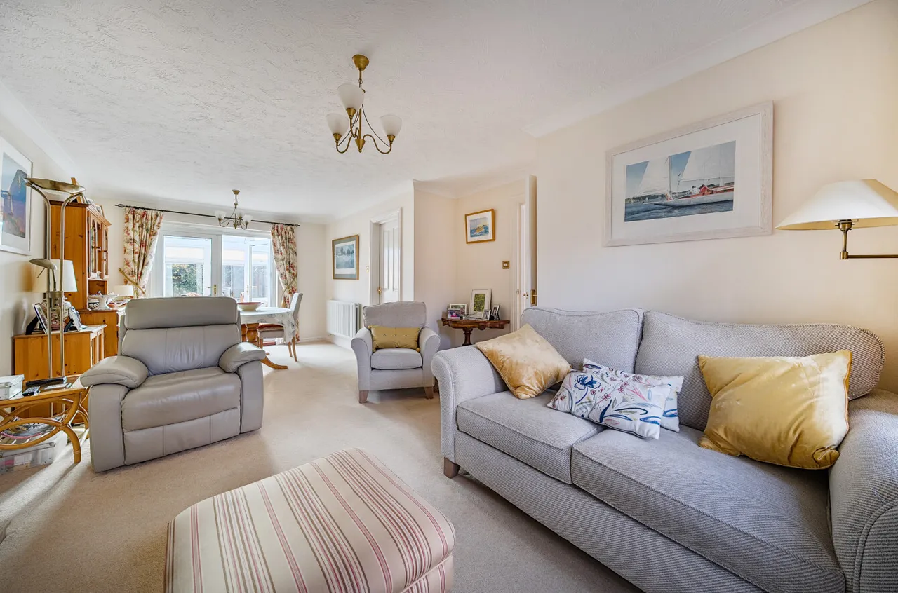Little Field, Staplehurst, TN12, photo 3