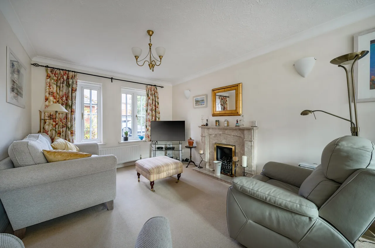 Little Field, Staplehurst, TN12, photo 2