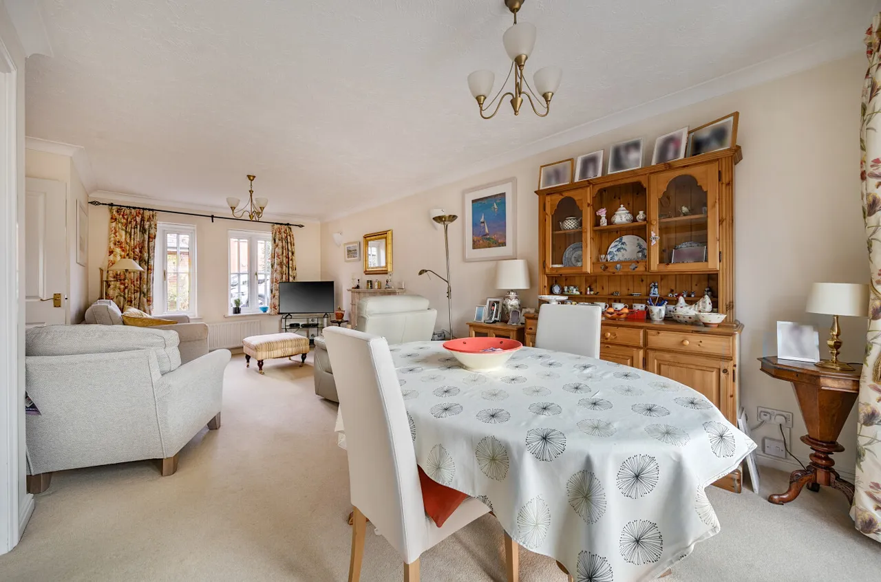 Little Field, Staplehurst, TN12, photo 4