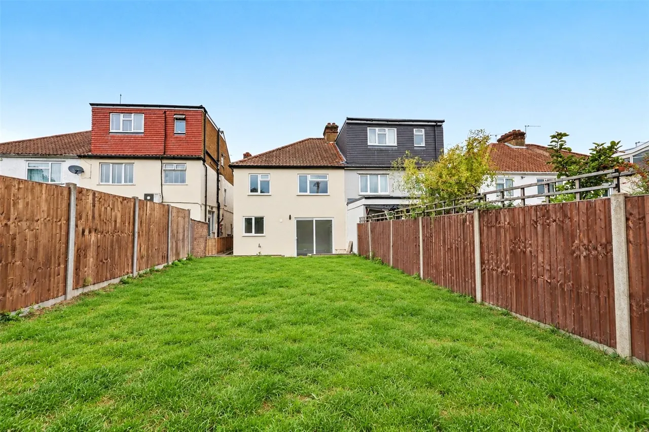 Burnley Road, London, NW10, photo 9