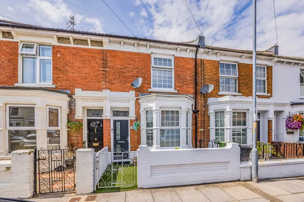 2 bed house for sale, Chasewater Avenue, Portsmouth, PO3