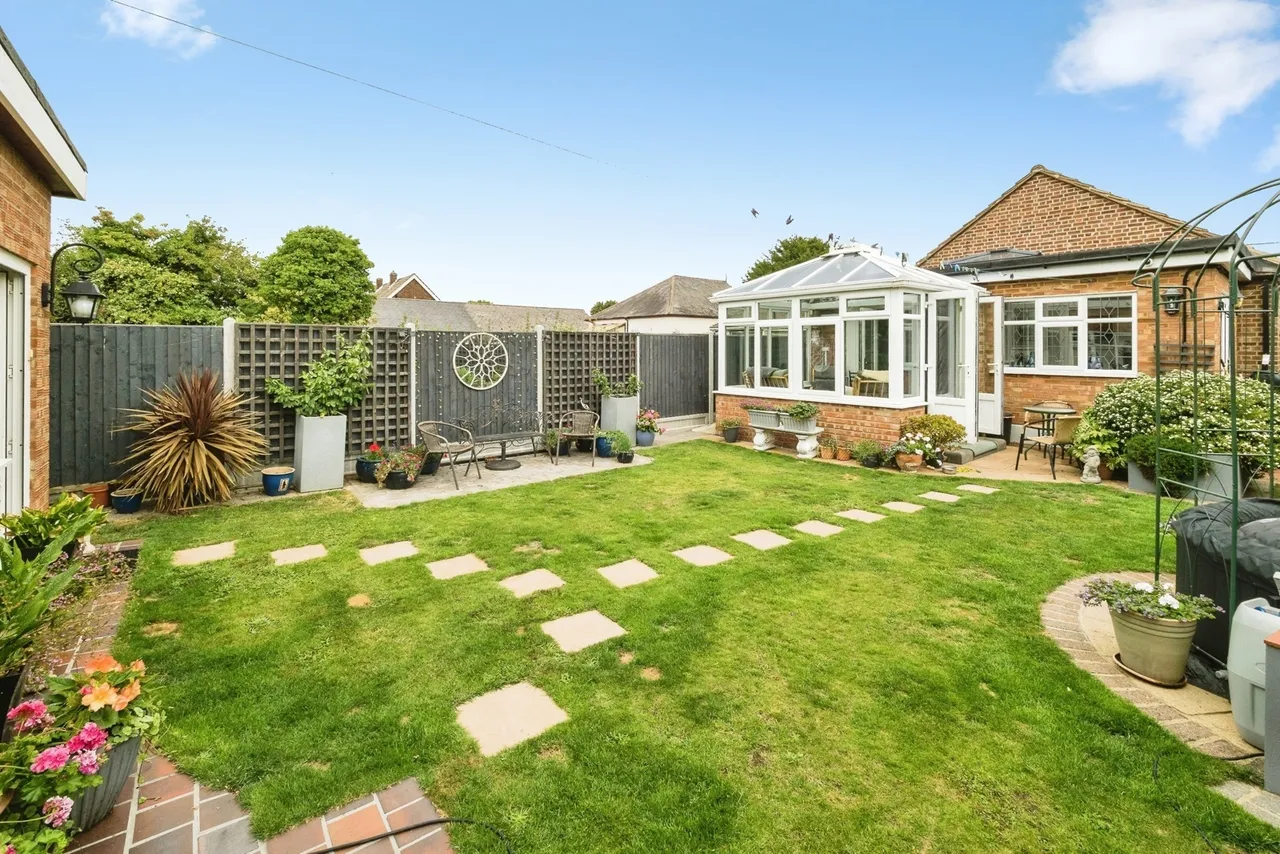 Briscoe Road, Rainham, RM13, photo 17