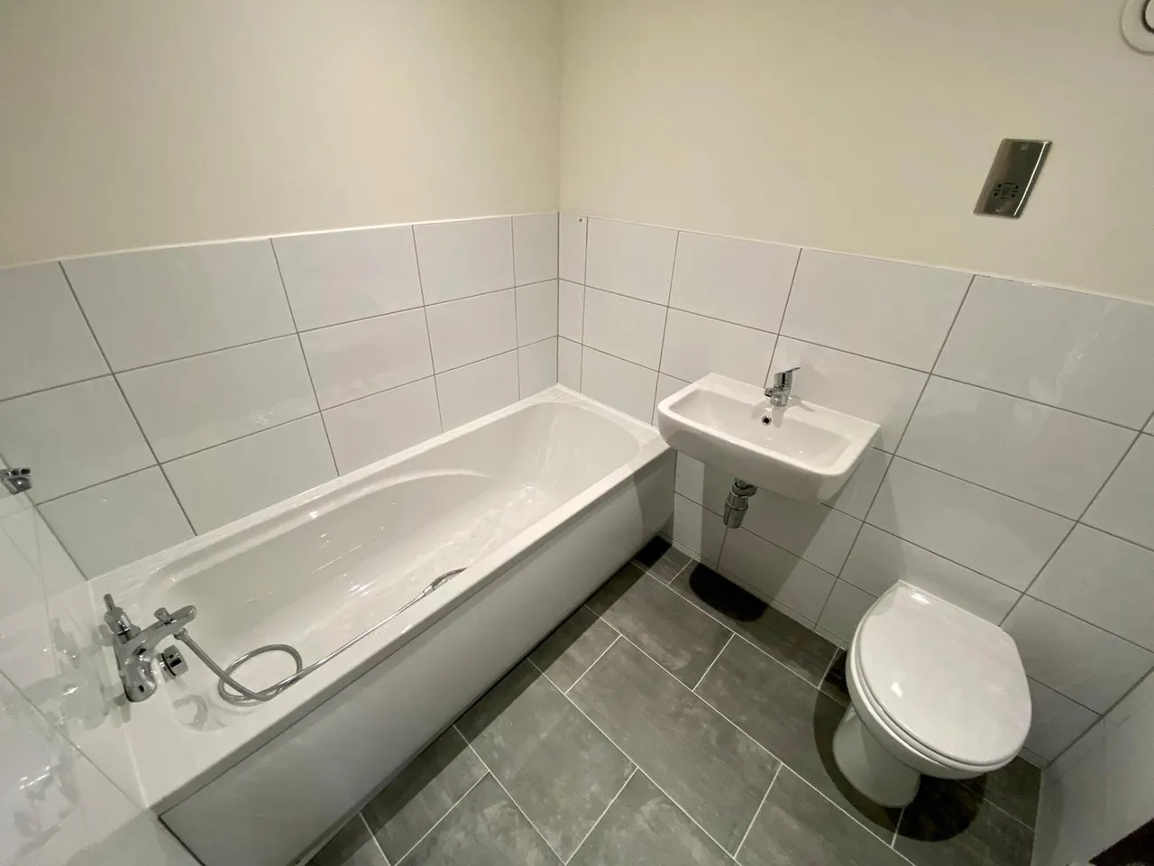 Cape Street, Bradford, BD1, photo 9