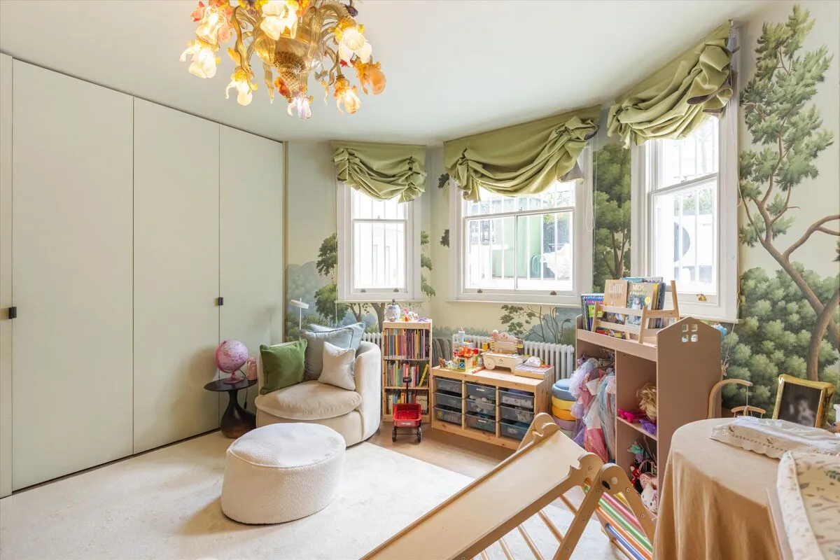Stafford Terrace, London, W8, photo 14