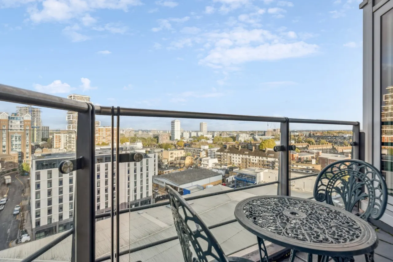 Juniper Drive, London, SW18, photo 5
