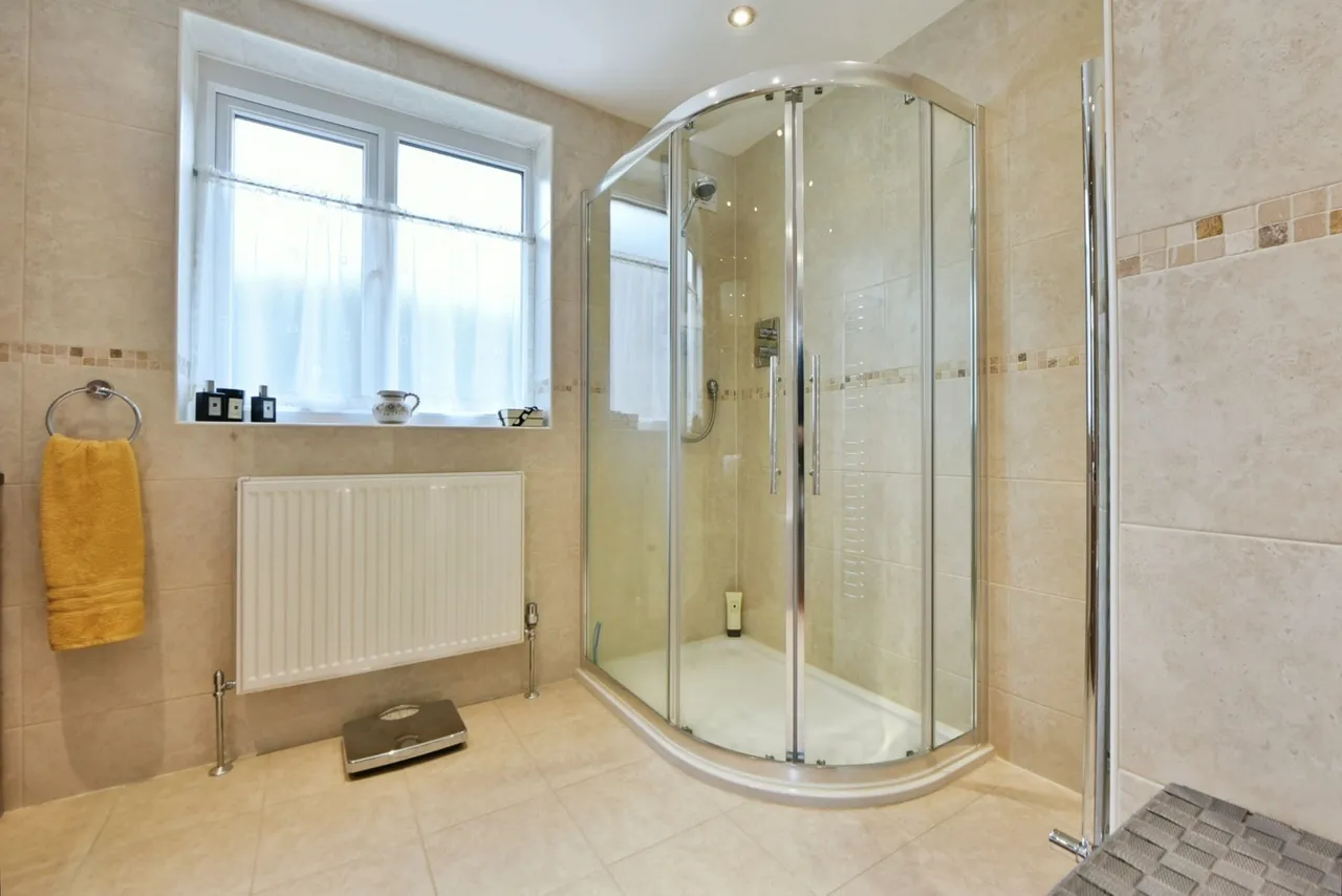 Rothesay Road, Pendlebury, Swinton, Manchester, M27, photo 13