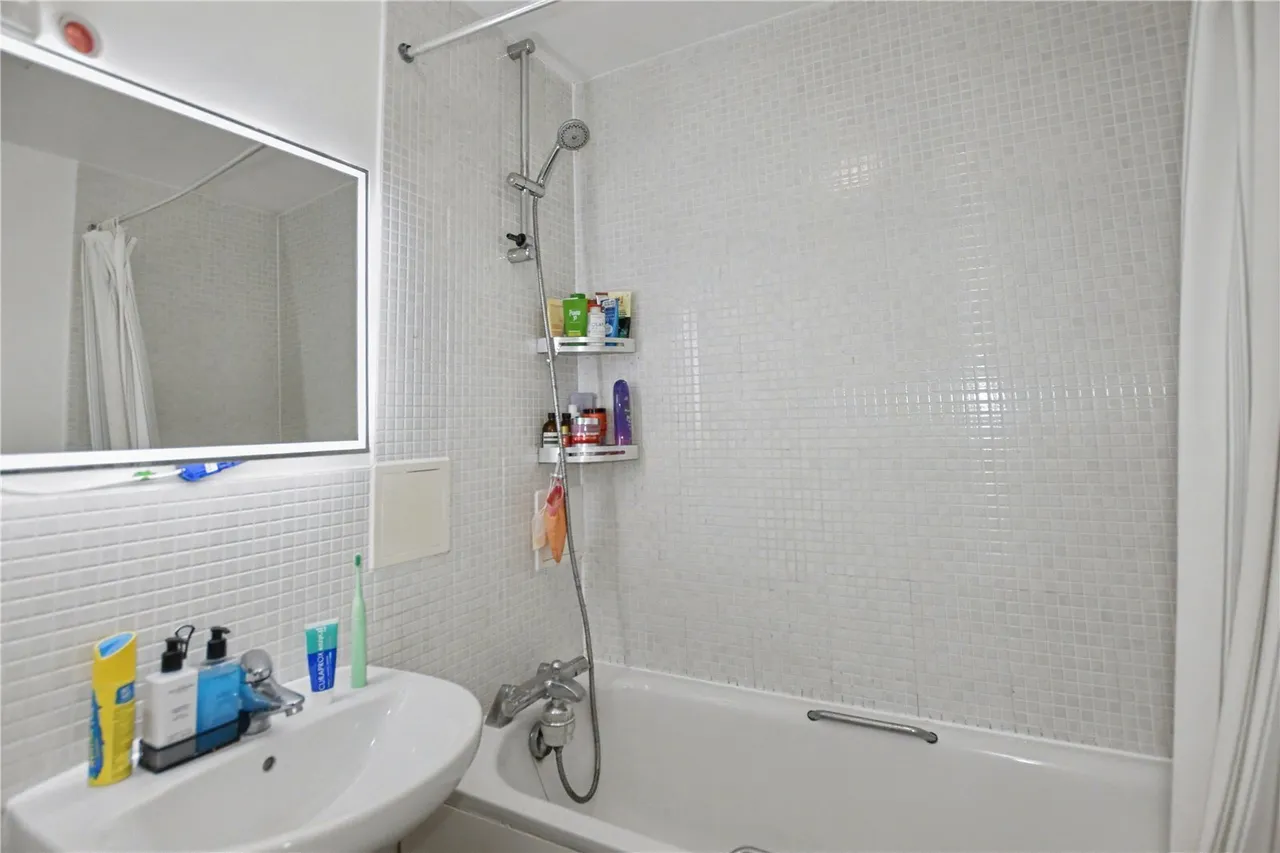 Oakwood Close, London, SE13, photo 15