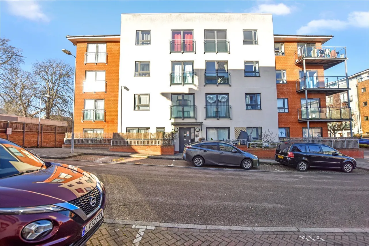 Oakwood Close, London, SE13, photo 17