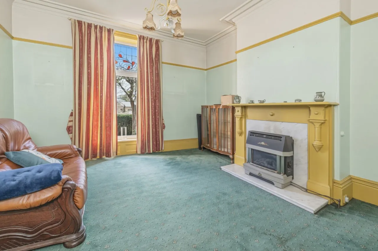 St Johns Road, Birkby, photo 2
