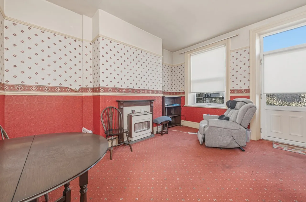 St Johns Road, Birkby, photo 4