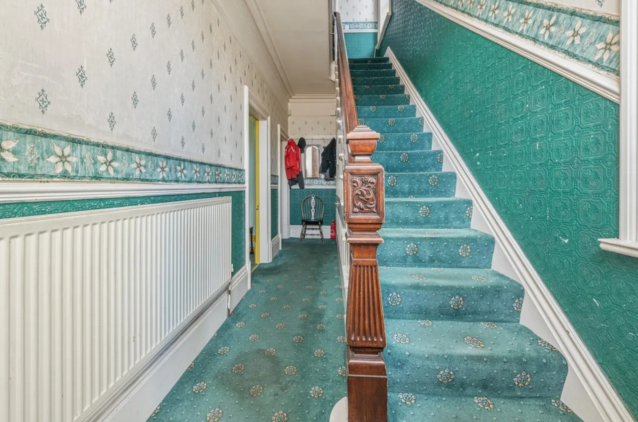 St Johns Road, Birkby, photo 8
