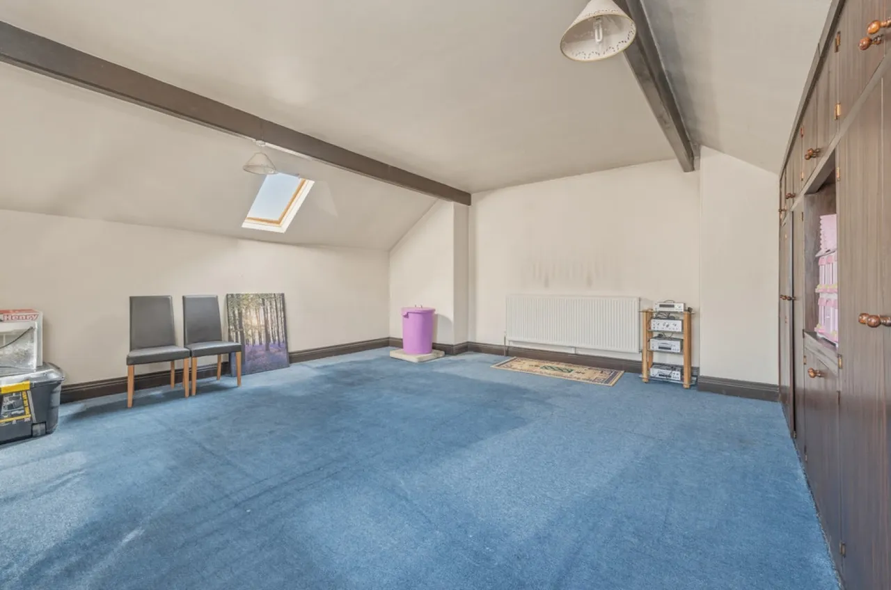 St Johns Road, Birkby, photo 6