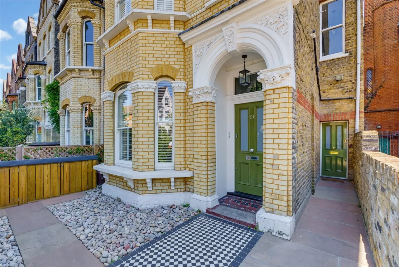 Malwood Road, London, SW12, photo 11