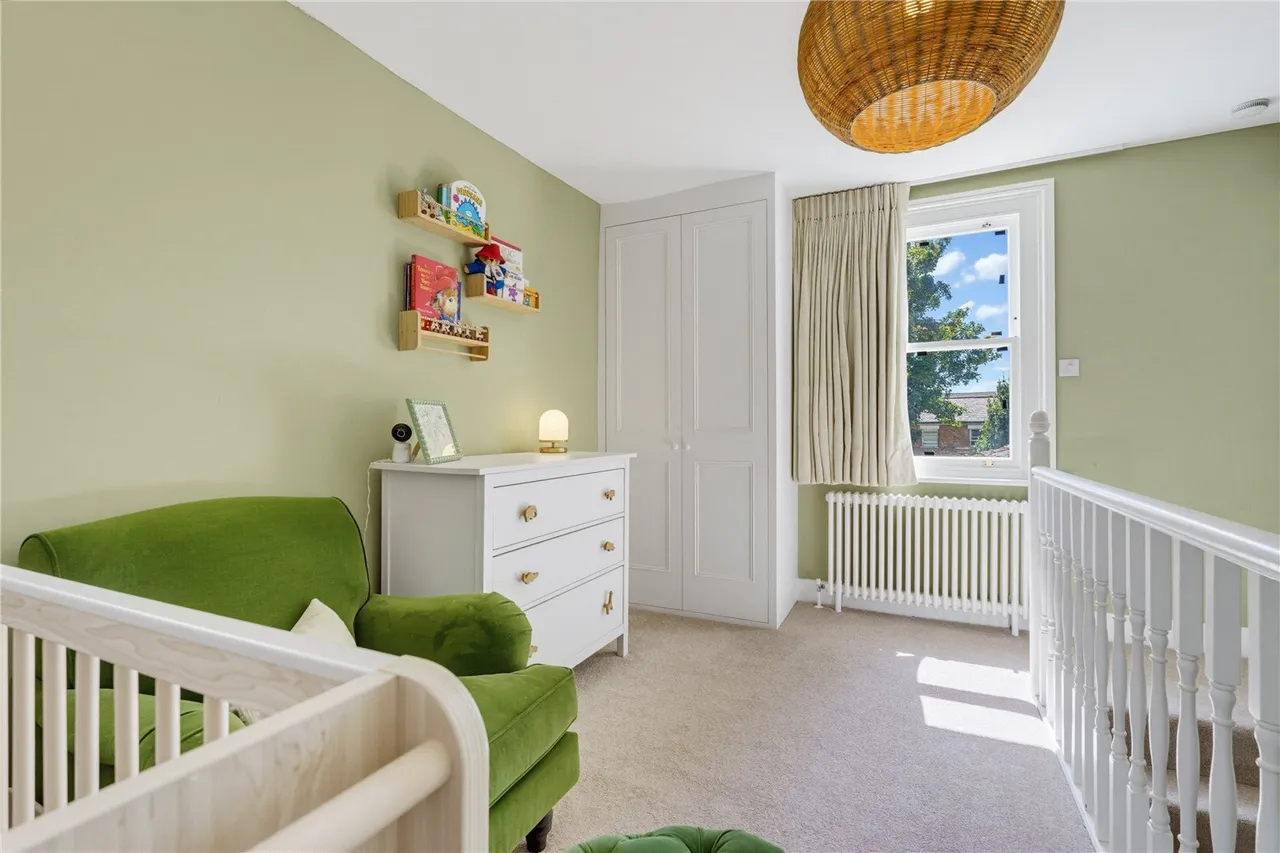 Malwood Road, London, SW12, photo 9
