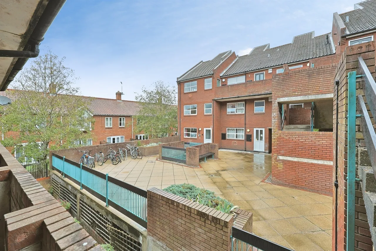 1 bed flat for sale, Watlings Court, Norwich, NR2