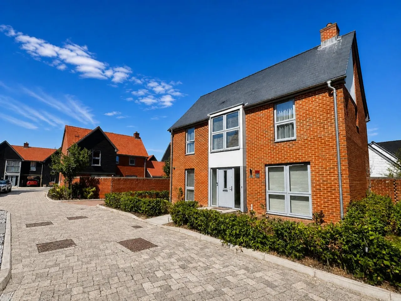 4 bed house for sale — Grasshopper Drive, Kennington