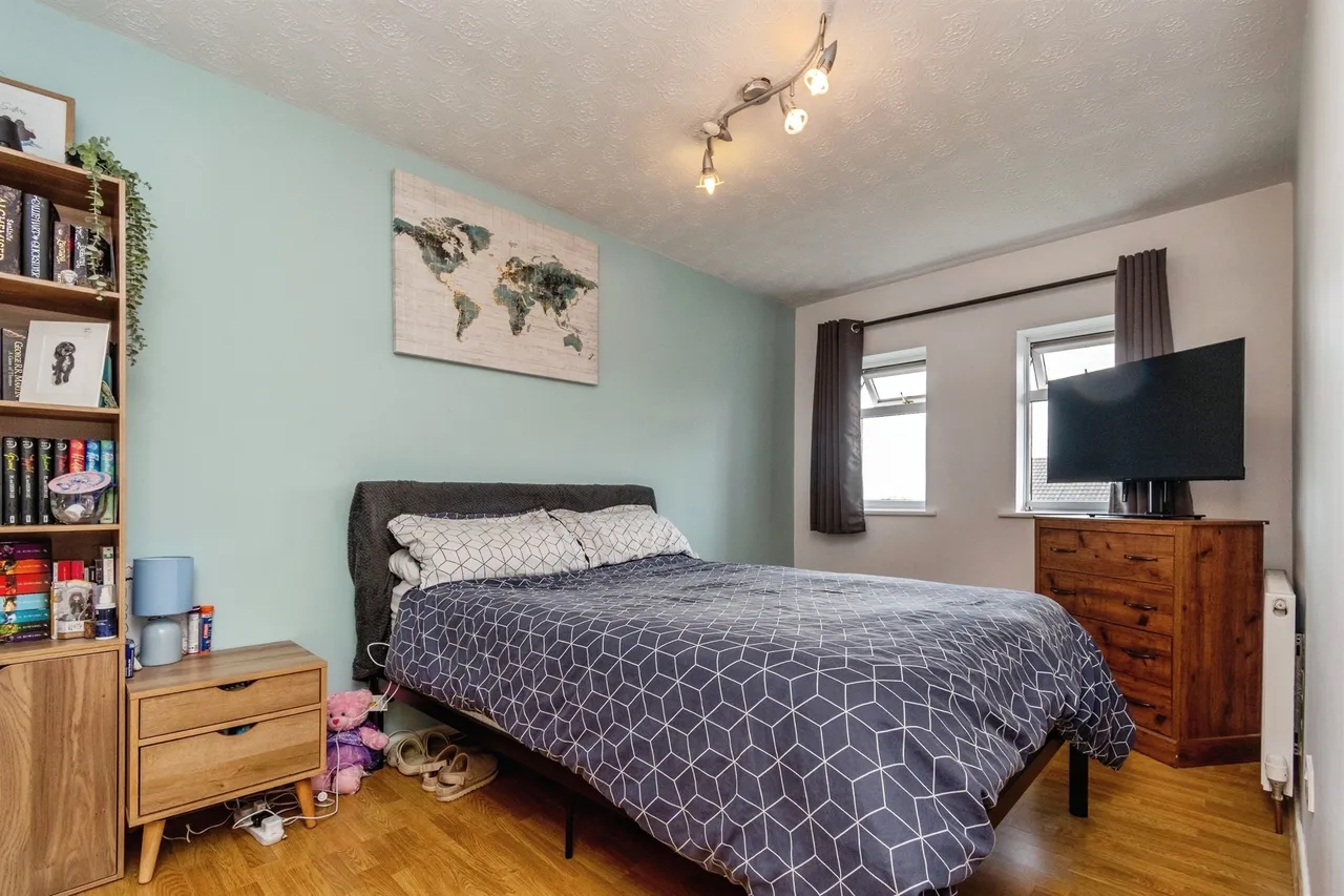 Berrington Drive, Bilston, WV14, photo 8