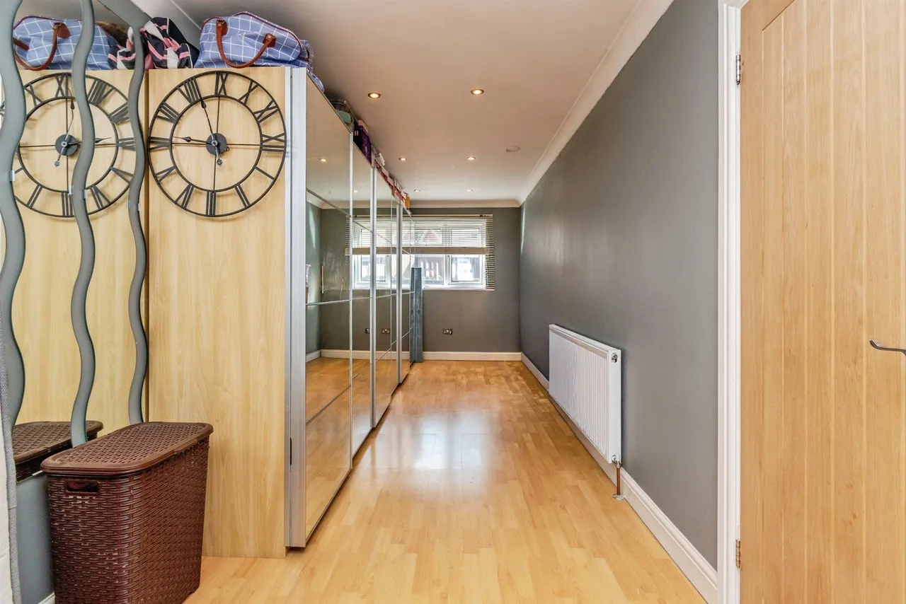 Berrington Drive, Bilston, WV14, photo 6