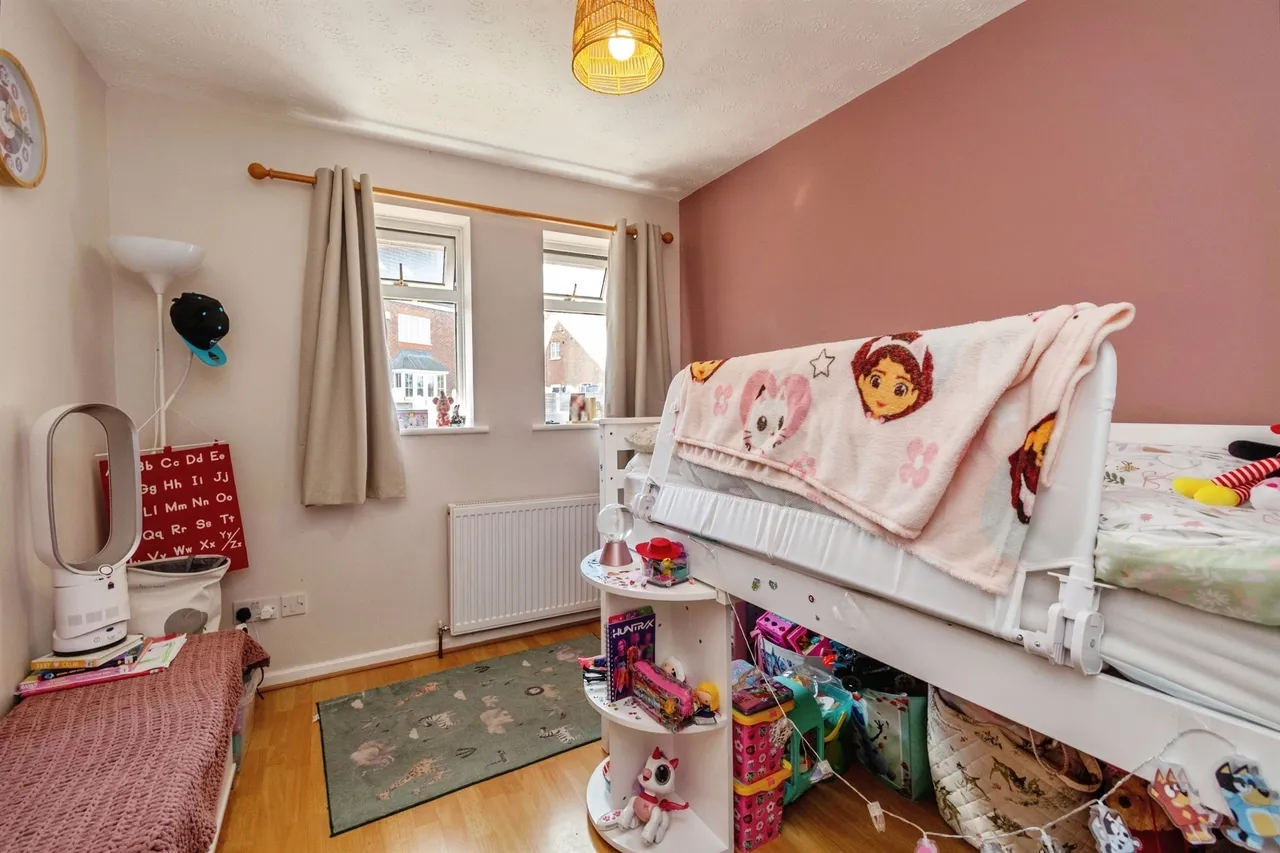 Berrington Drive, Bilston, WV14, photo 10