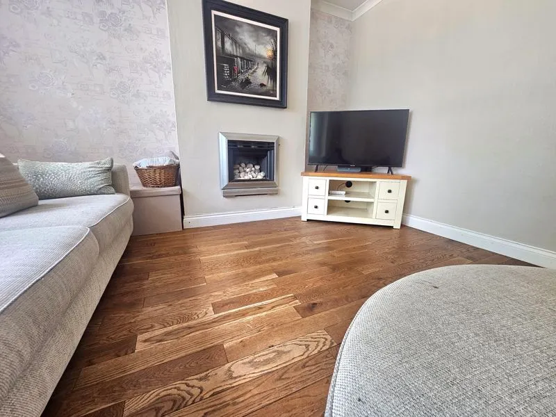 Aldridge Road, Great Barr, B44, photo 5