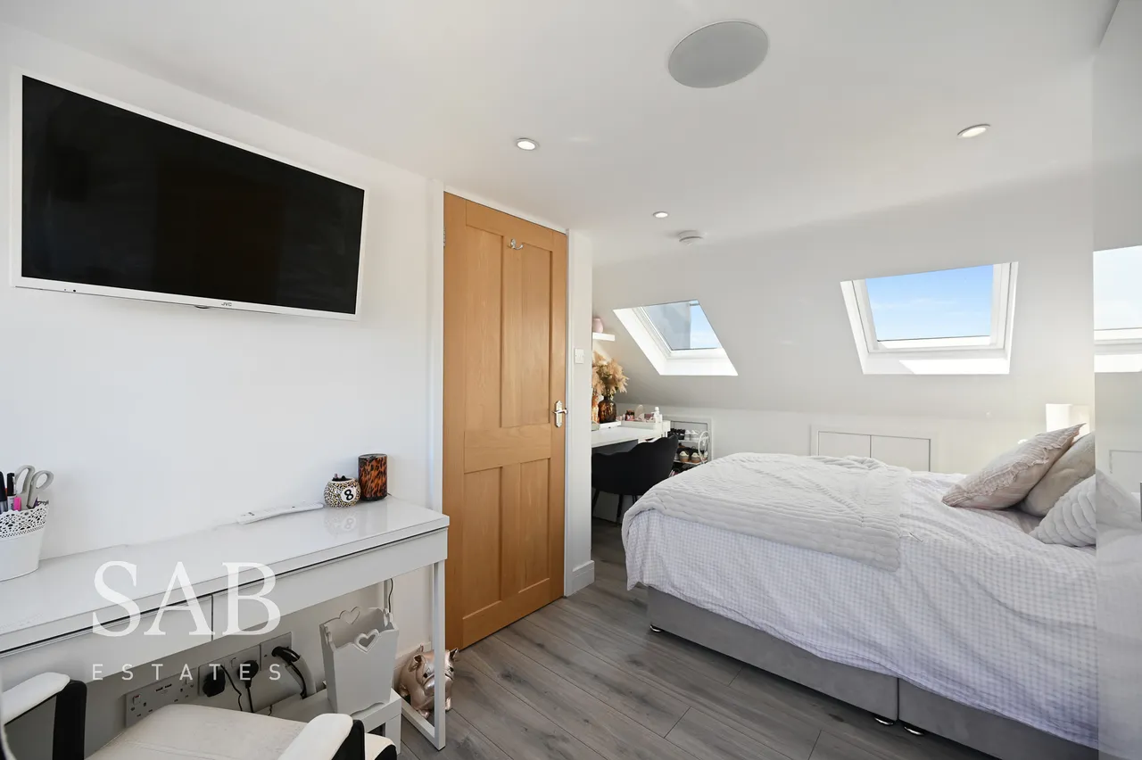 Greenway Gardens, Greenford, UB6, photo 12