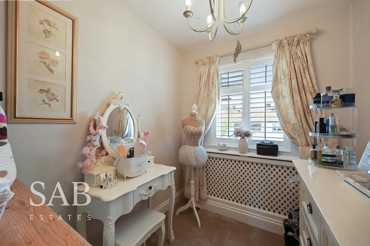 Greenway Gardens, Greenford, UB6, photo 10