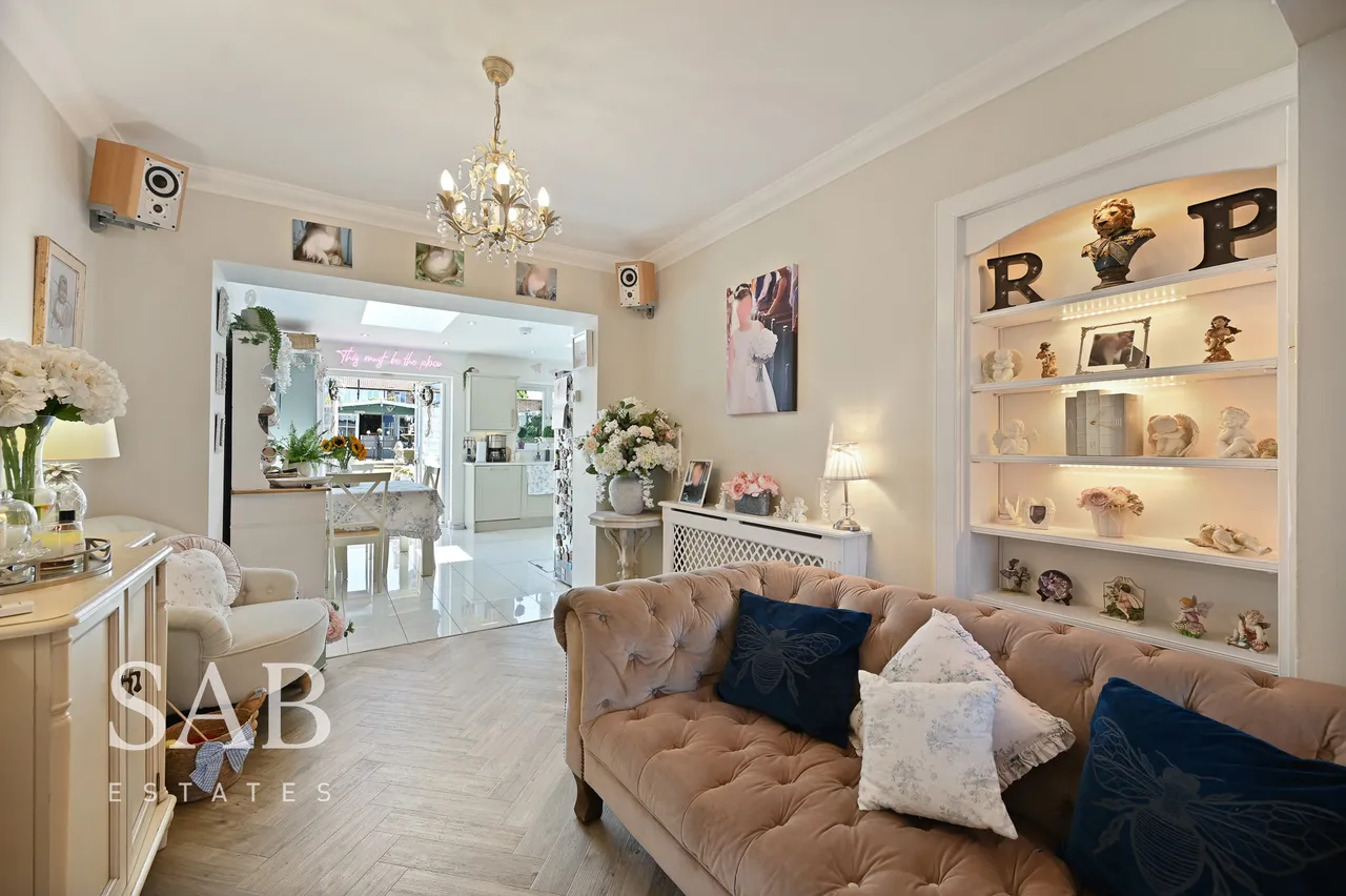 Greenway Gardens, Greenford, UB6, photo 4