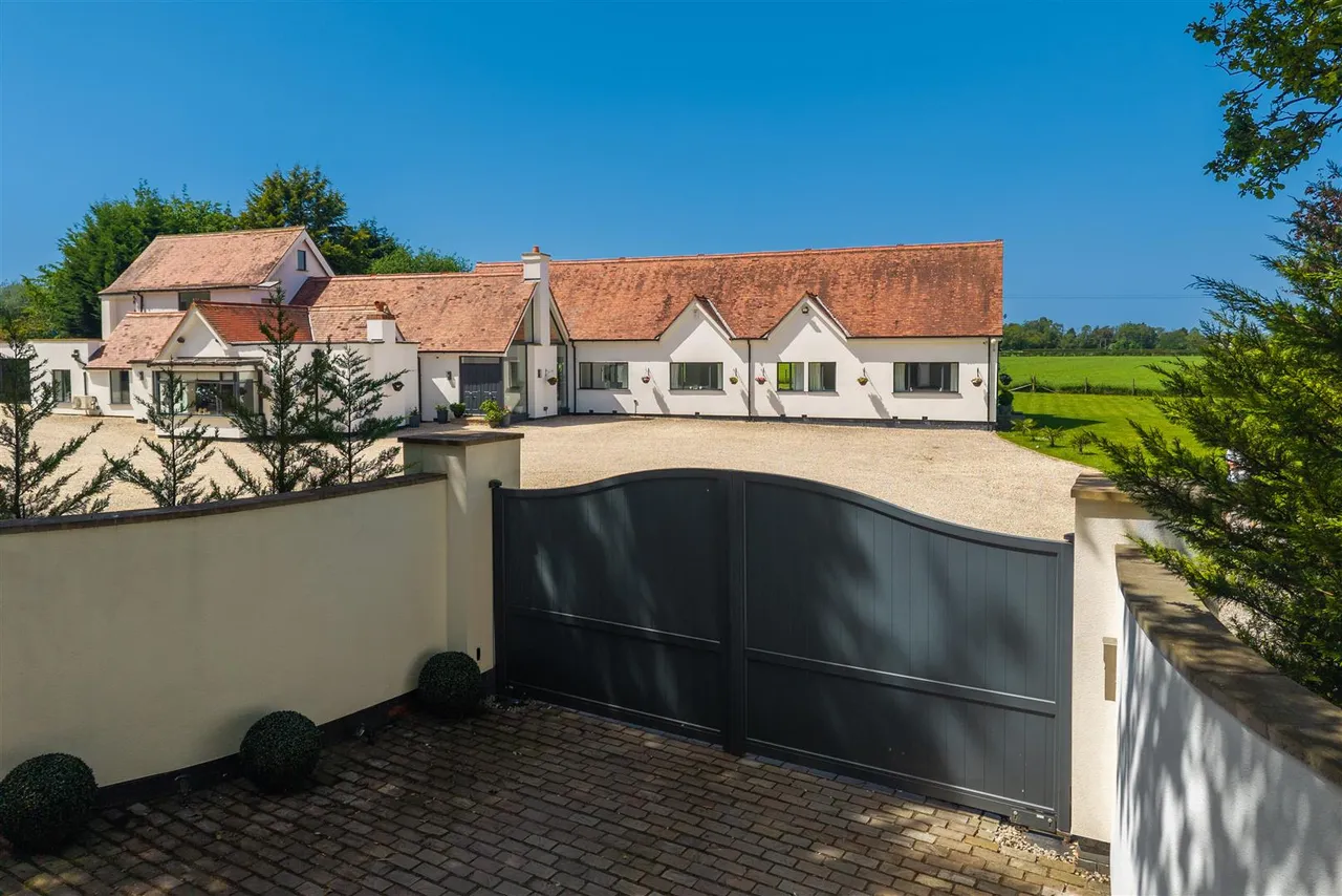 Middlewich Road, Knutsford, WA16, photo 4