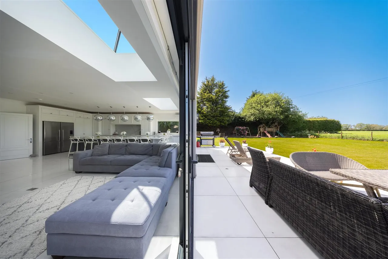 Middlewich Road, Knutsford, WA16, photo 15
