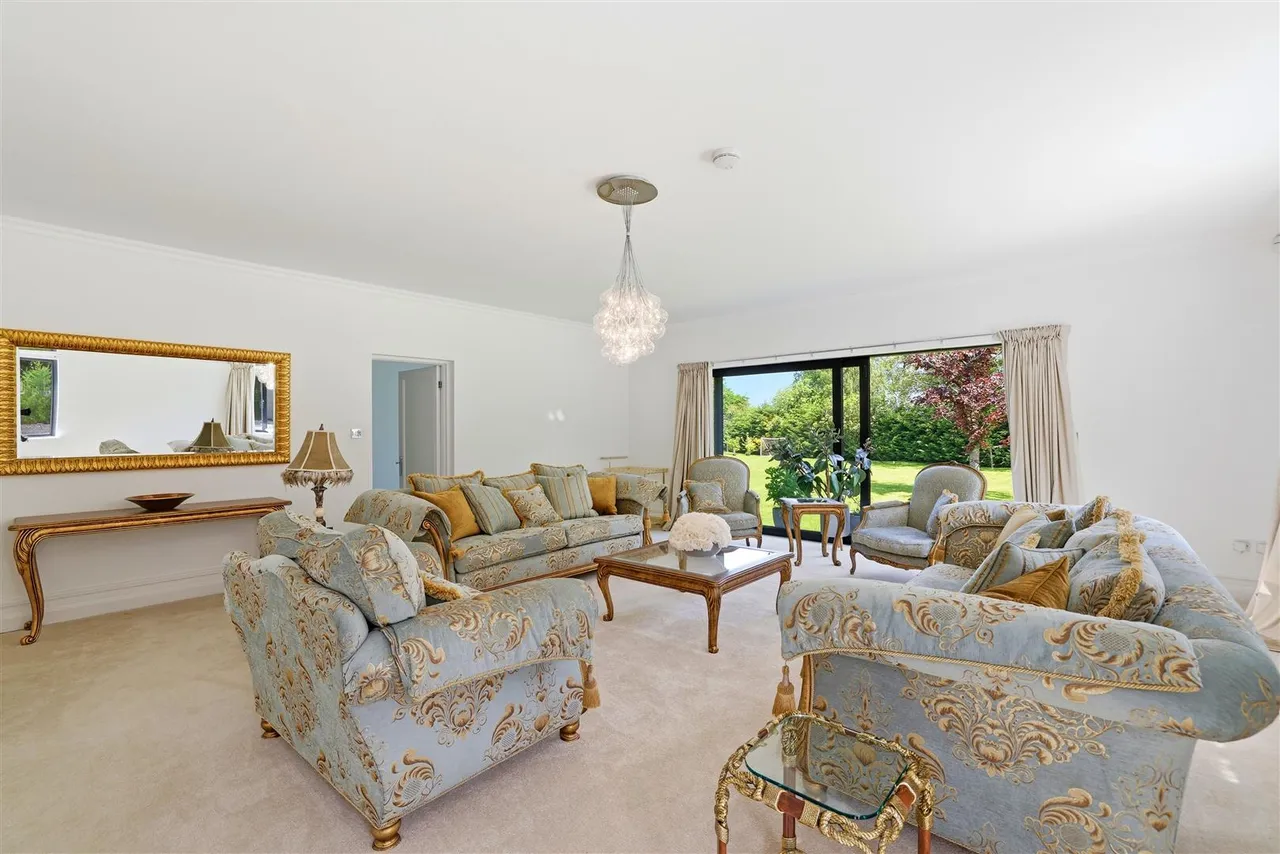 Middlewich Road, Knutsford, WA16, photo 20