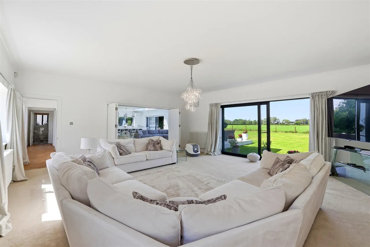 Middlewich Road, Knutsford, WA16, photo 17