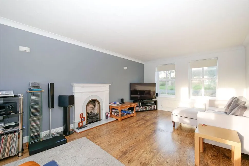 Highmoor Walk, West Lane, Shipley, BD17, photo 3