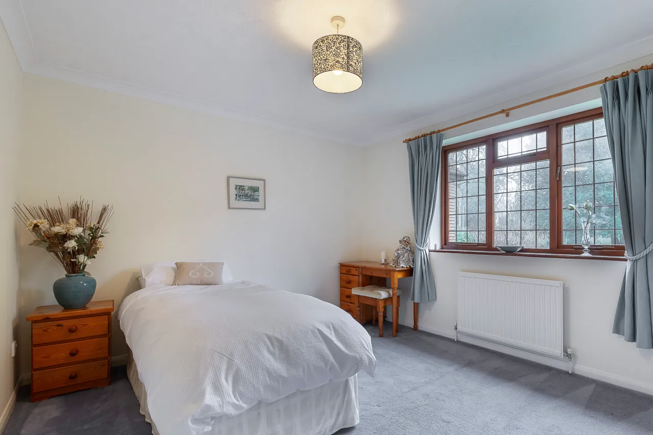Pembury Grange, Sandown Park, Tunbridge Wells, Kent, TN2 4RP, photo 8