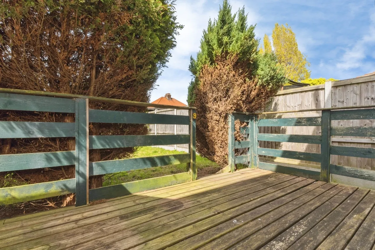 Melbourne Road, Clacton-on-Sea, Essex, CO15, photo 12