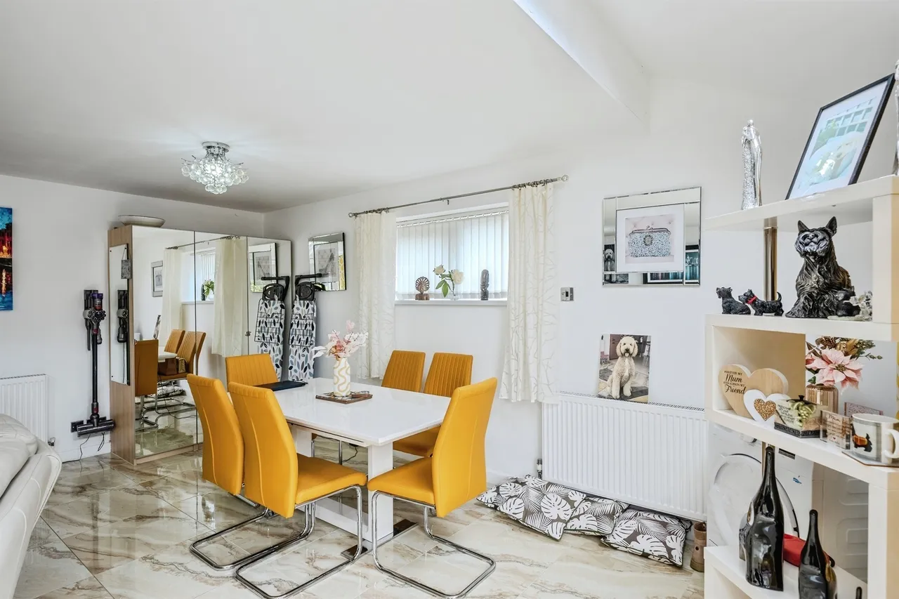 New Road, Porthcawl, CF36, photo 12