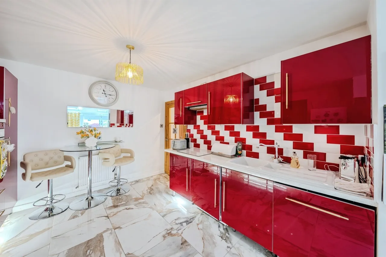 New Road, Porthcawl, CF36, photo 7