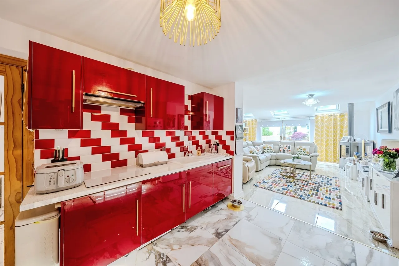 New Road, Porthcawl, CF36, photo 6