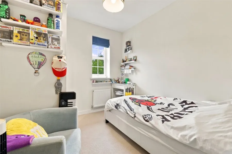 with 5 bedrooms in Takeley, Bishop's Stortford, CM22, photo 25