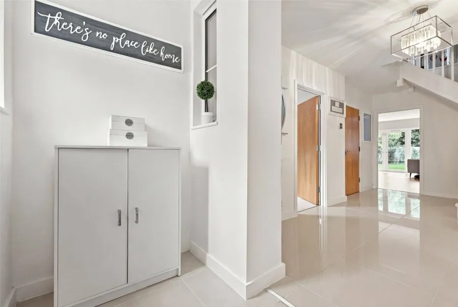 with 5 bedrooms in Takeley, Bishop's Stortford, CM22, photo 31