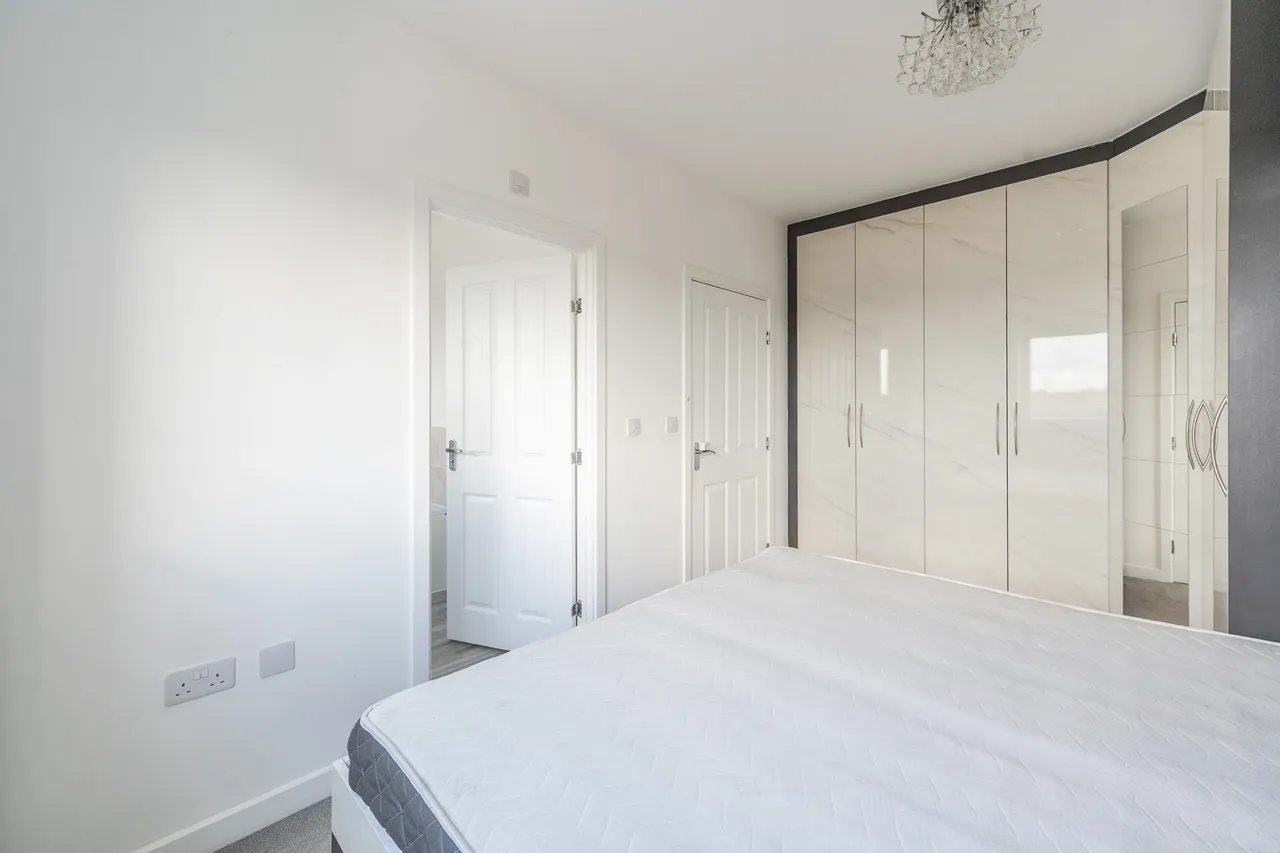 Harrow, HA2, photo 12