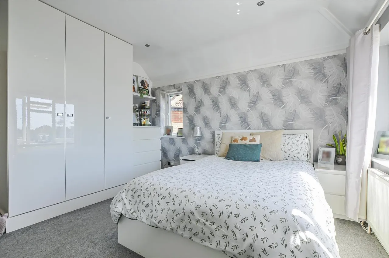 Garston Crescent, Watford WD25 0LD, photo 12