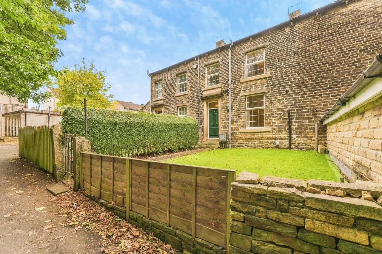 Luck Lane, March, HD1, photo 11
