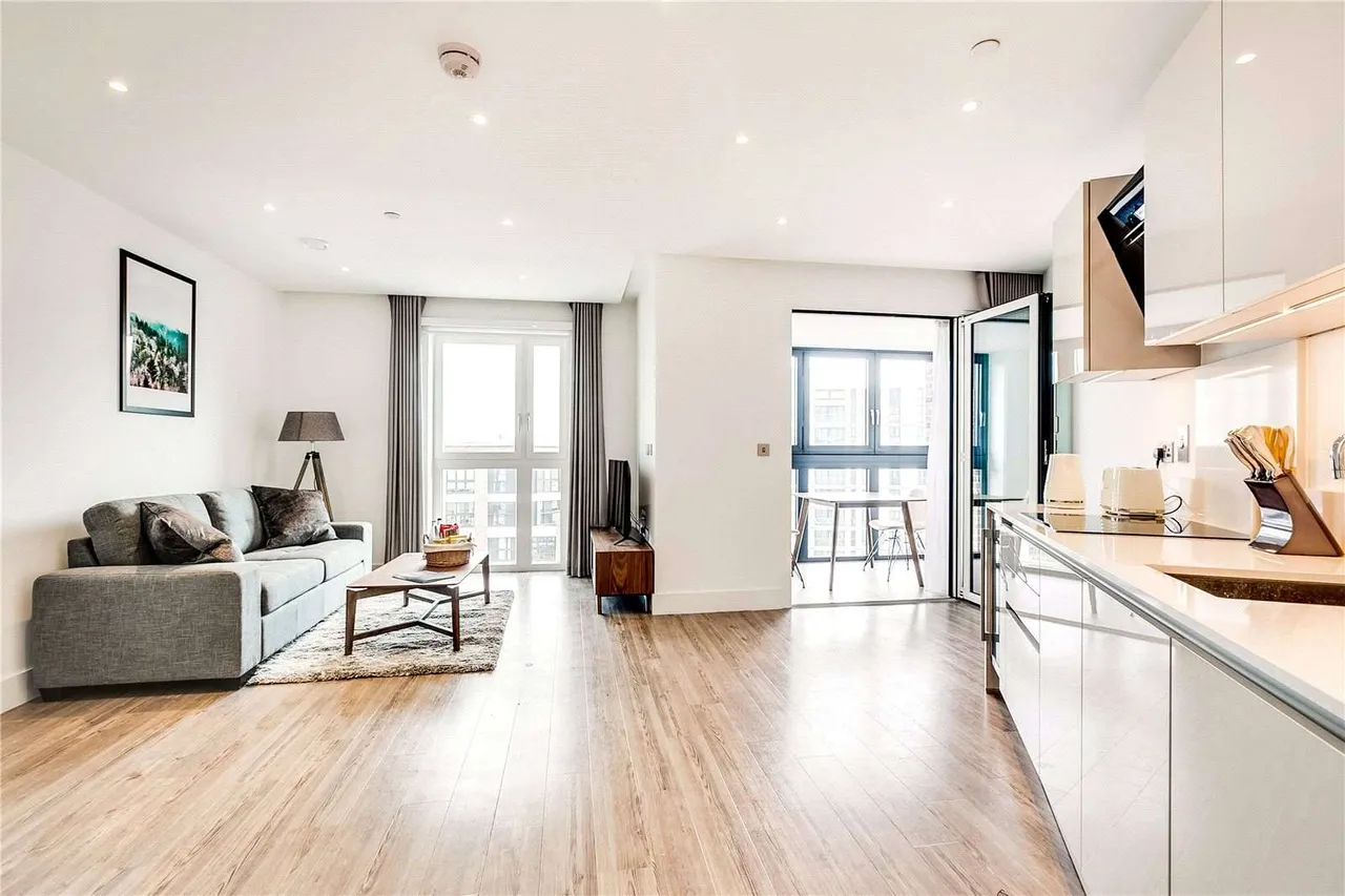 1 bed flat for sale — New Drum Street, London, E1 7AT