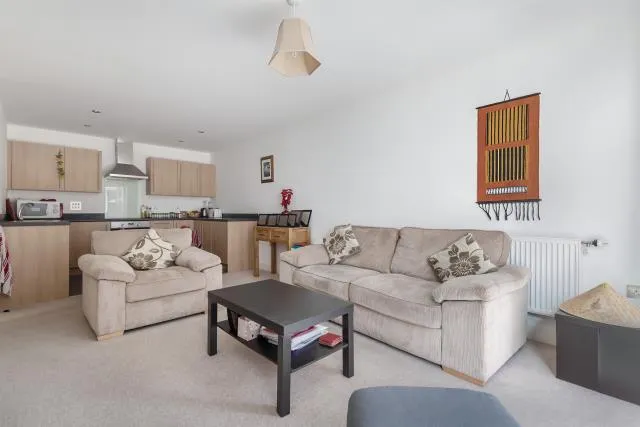 Park Way, Newbury, RG14, photo 5