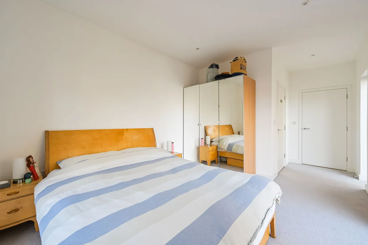 Flat 3, Sireen Apartments, St Clements, Mile End, photo 6