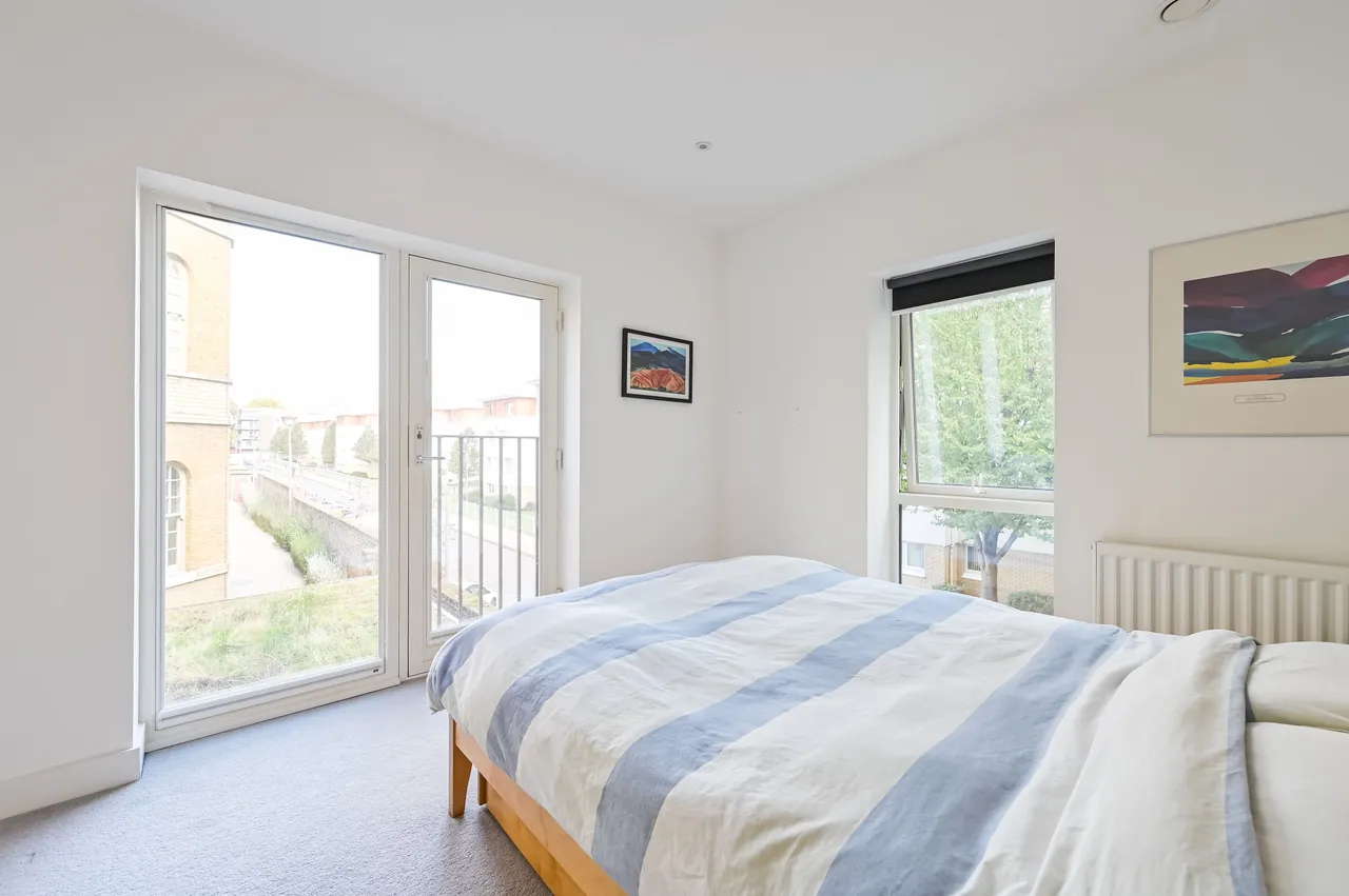 Flat 3, Sireen Apartments, St Clements, Mile End, photo 7