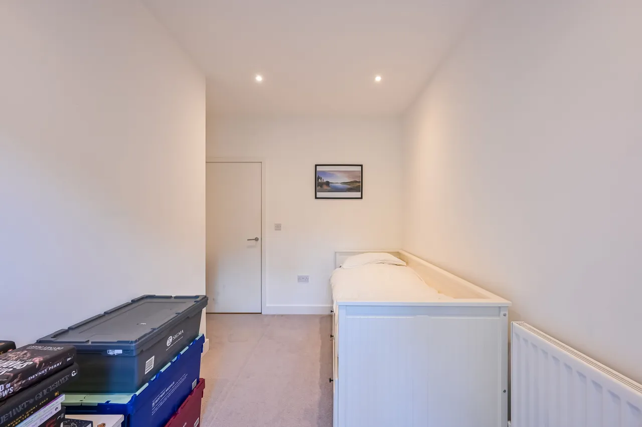 Flat 3, Sireen Apartments, St Clements, Mile End, photo 10