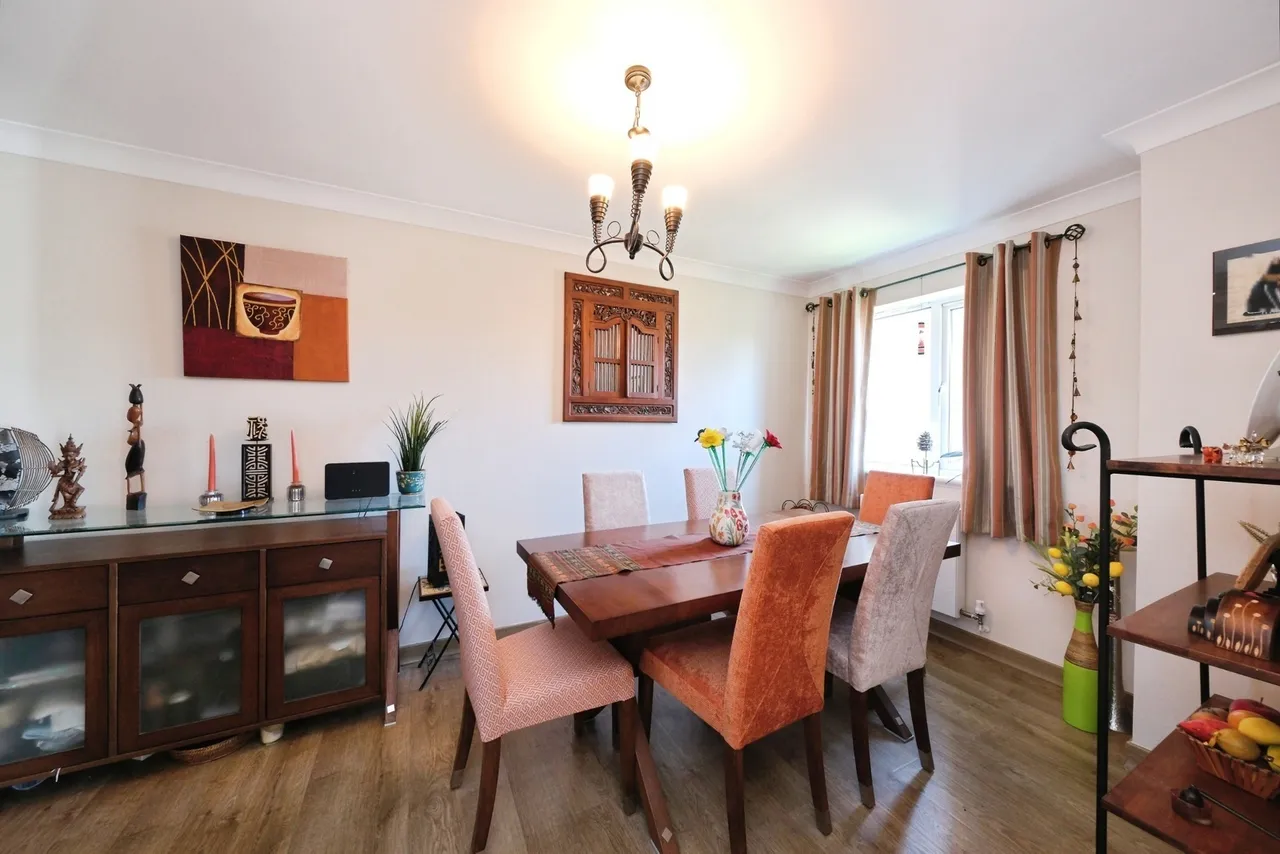 Lakeside Boulevard, Doncaster, South Yorkshire, DN4, photo 3