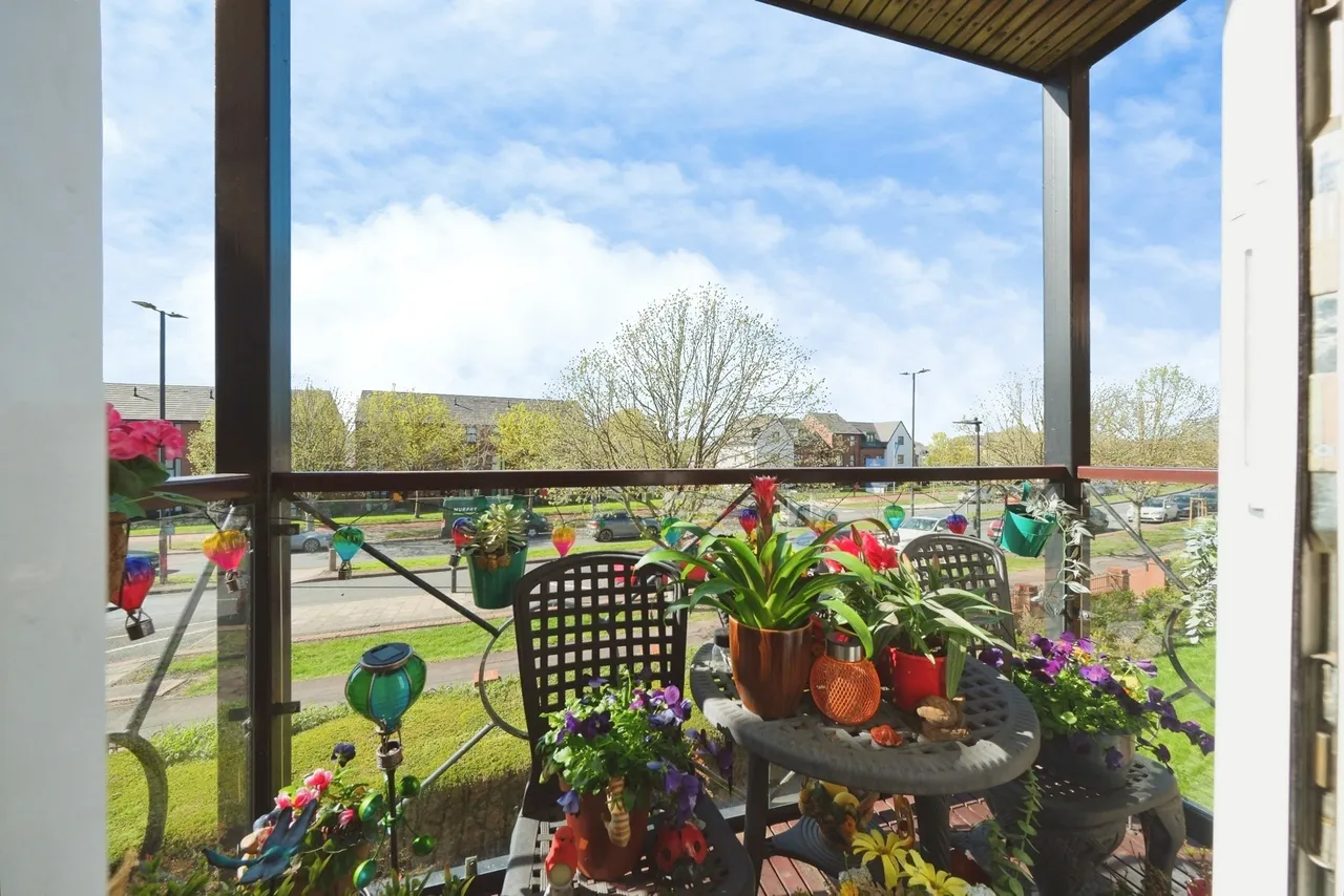 Lakeside Boulevard, Doncaster, South Yorkshire, DN4, photo 15